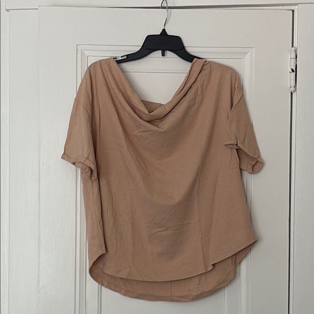 Nuuds Oat Off-the-Shoulder Women's Top